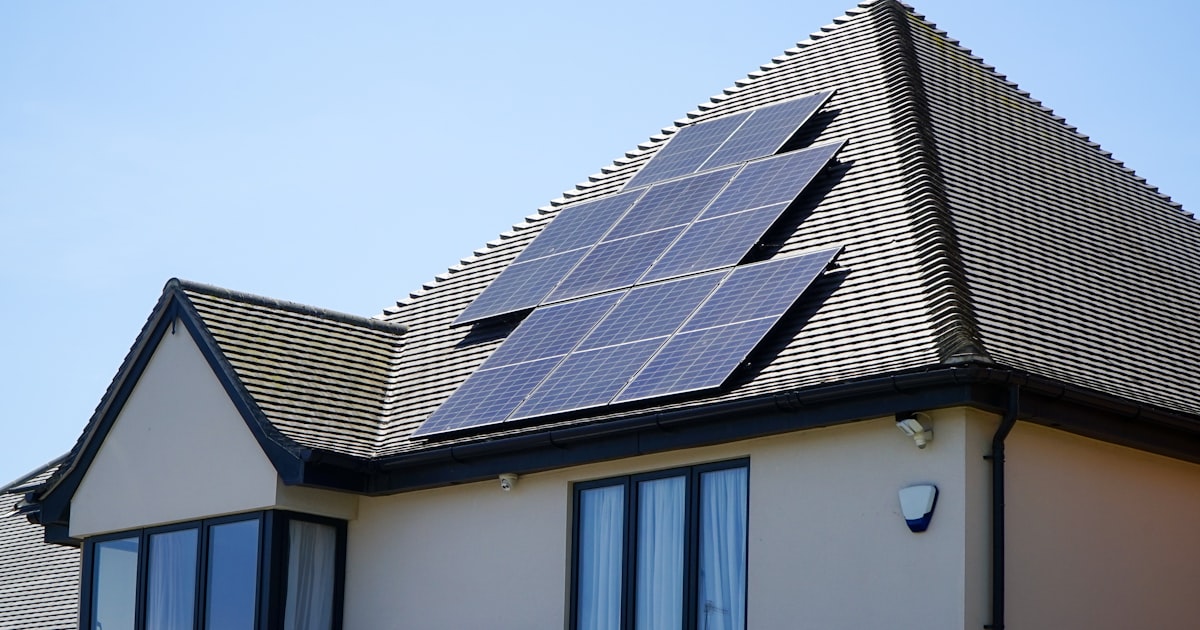 Home with solar panels - the ideal setup before buying an EV